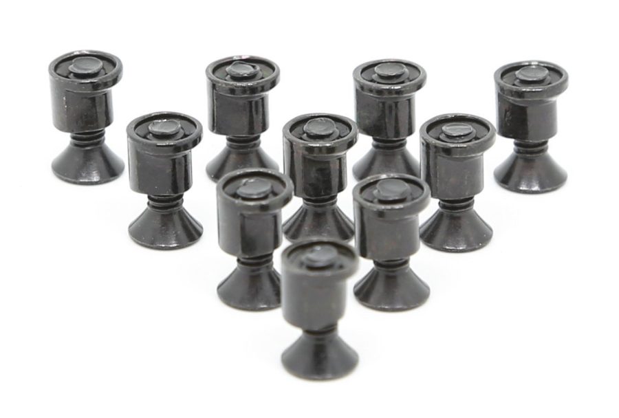 Black metal hourglass fasteners arranged triangularly on white background; ideal for technical applications.